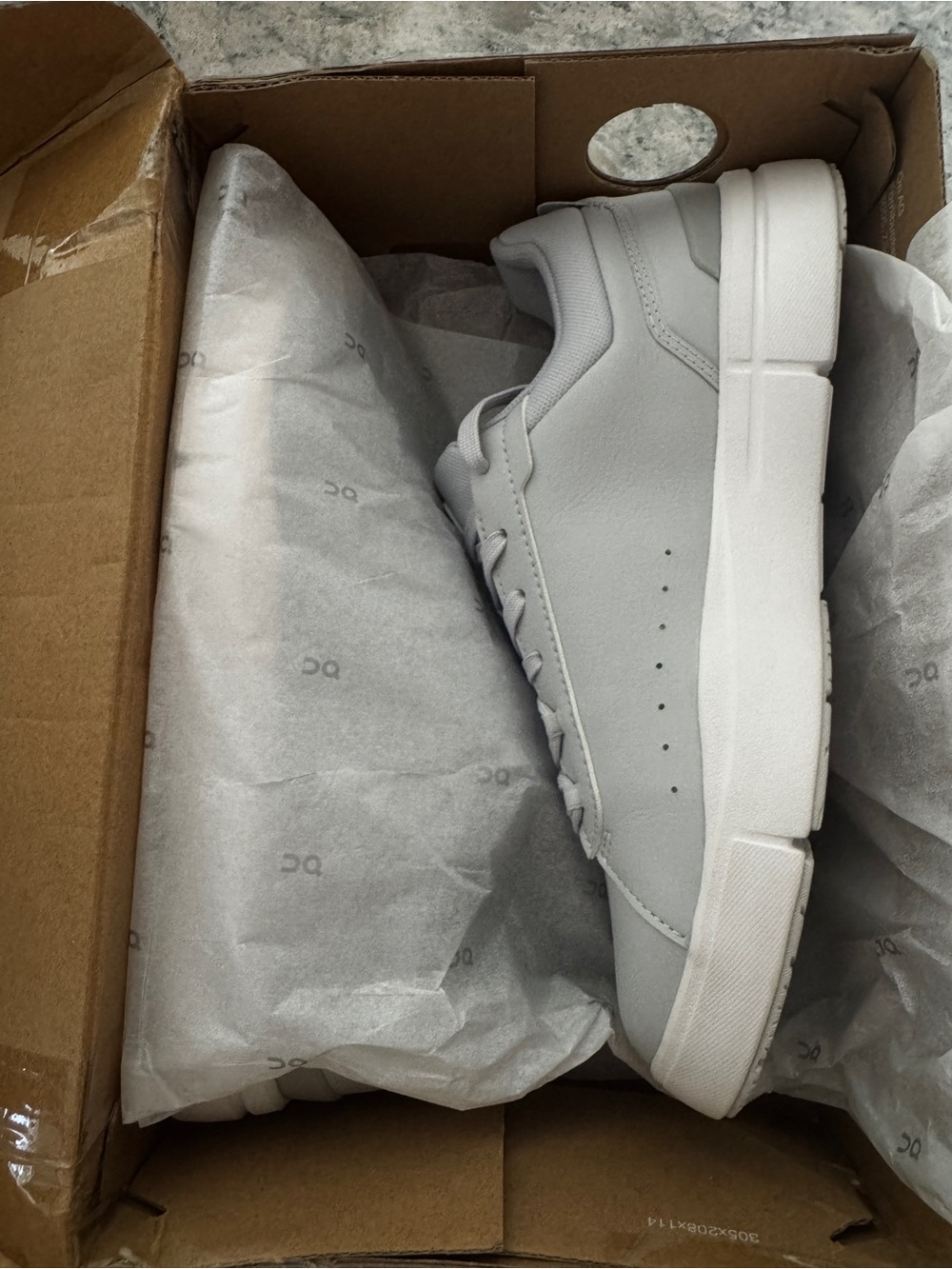 ON cloud Roger Advantage Sneaker Women’s NIB - Picture 4 of 5